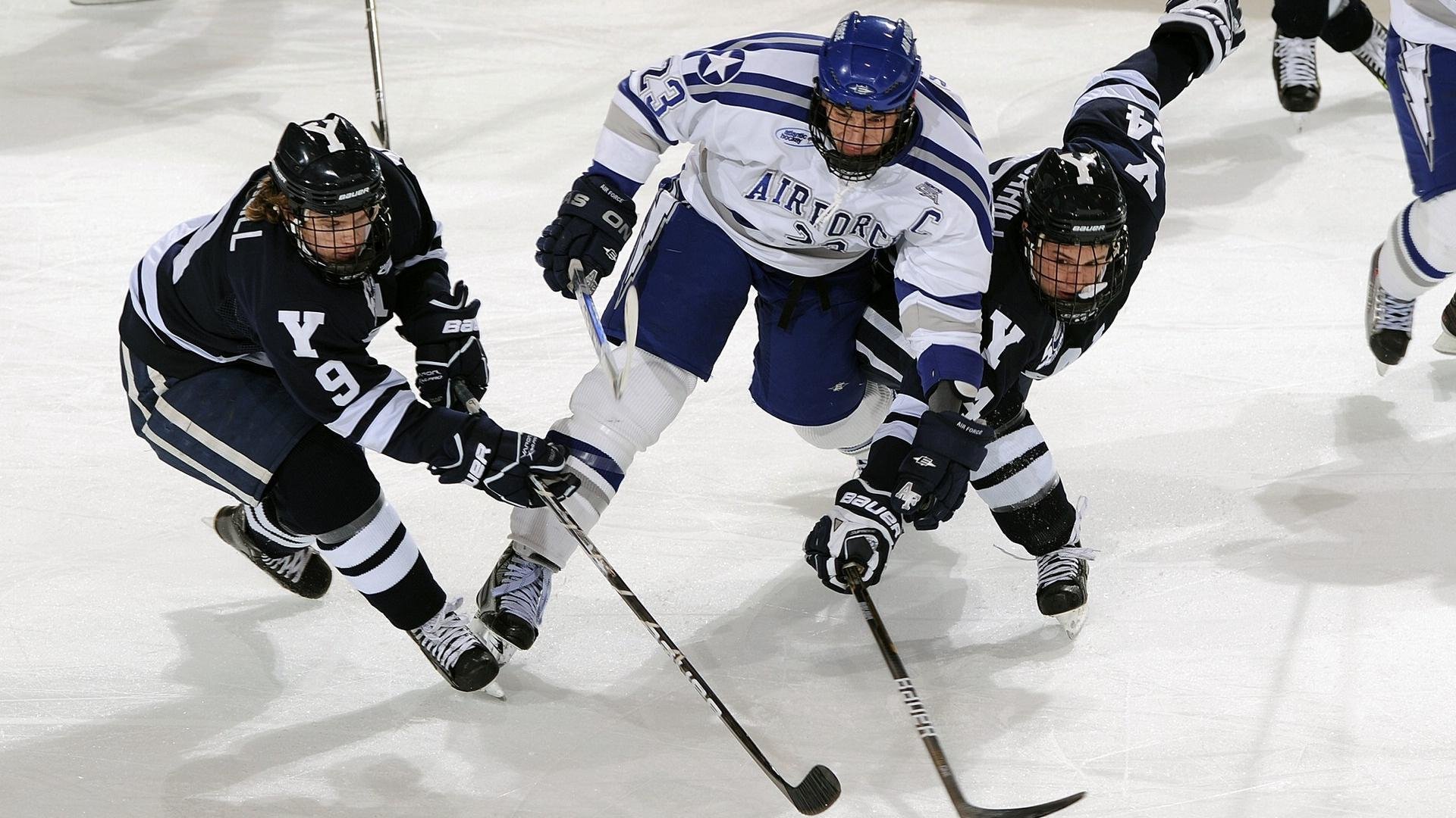 阿扎伦卡官方宣布夺冠新规，巴黎圣日耳曼引发争议！再创辉煌时刻